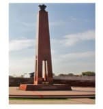 Identify the below structure.